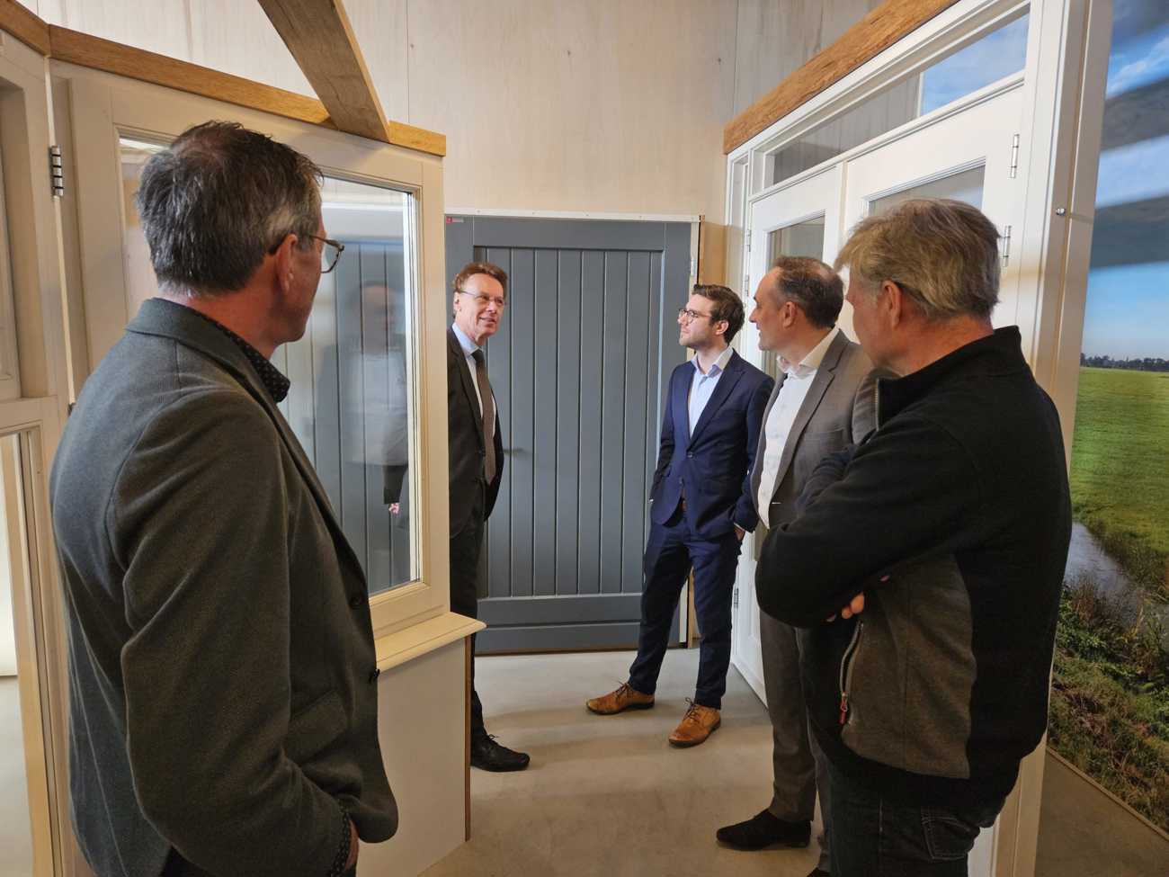 Bezoek van Gemeente Stede Broec aan De Lange Deuren