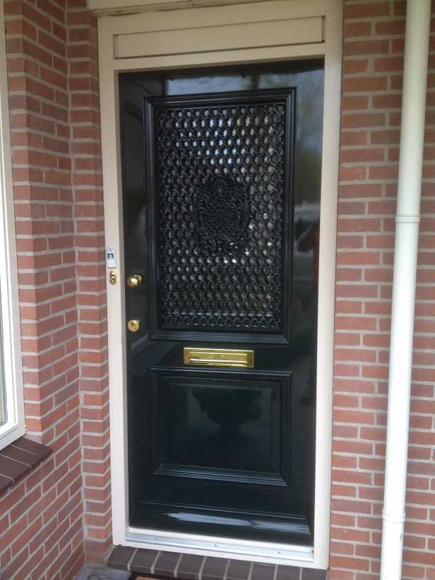 Maak uw voordeur extra veilig!